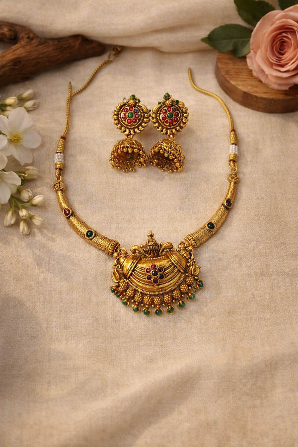 Kanti Charm Choker