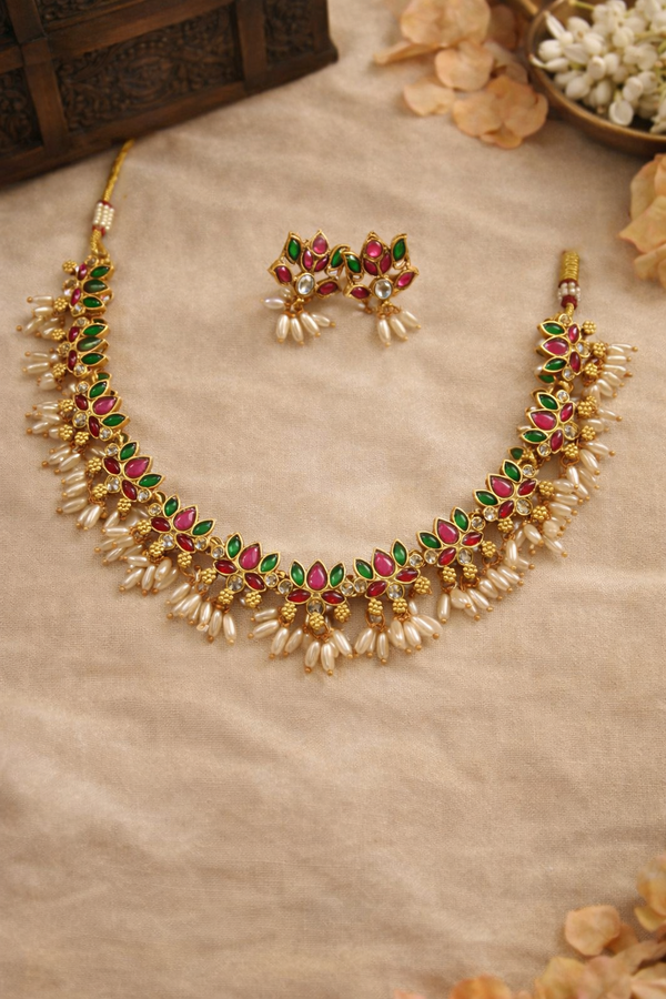 Emerald Pearl Necklace