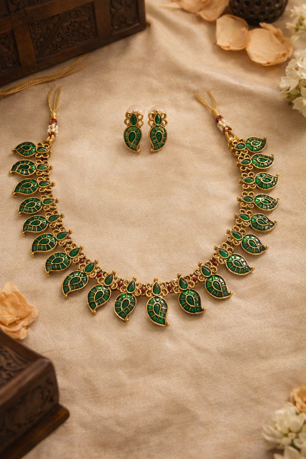 Peacock Leaf Necklace Set