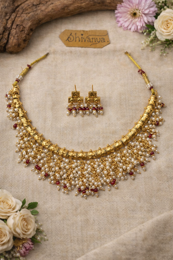 Royal Pearl Necklace